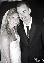 Ashley Gordon DeLaney ’01 and Robert Emmett Thomas Jones ’03