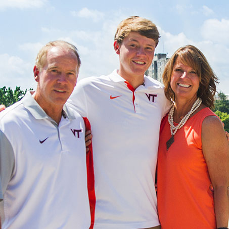 Jeff '84, Brenda, and Shelia Brown '86