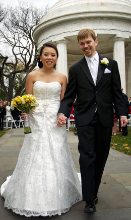 Brenda Louie Barger '05 and Brian Barger '05