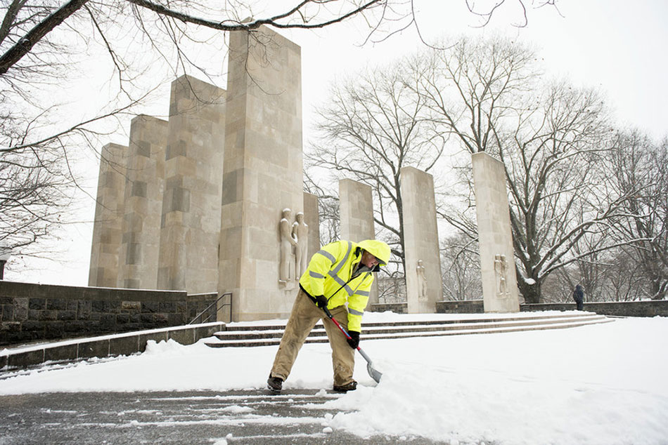 snow removal at Virginia Tech