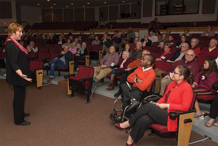 Virginia Tech professor Patricia Raun leading a discussion