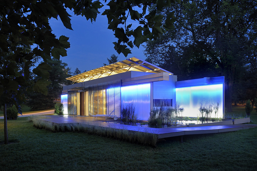 LumenHAUS, Solar House at dusk on the Drillfield