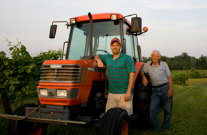 David Stanley ’95 (left) and Nelson Stanley at Stanburn Vineyard.