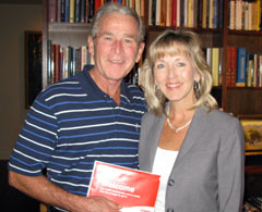 Nancy Perry Graham '77 and former President George W. Bush