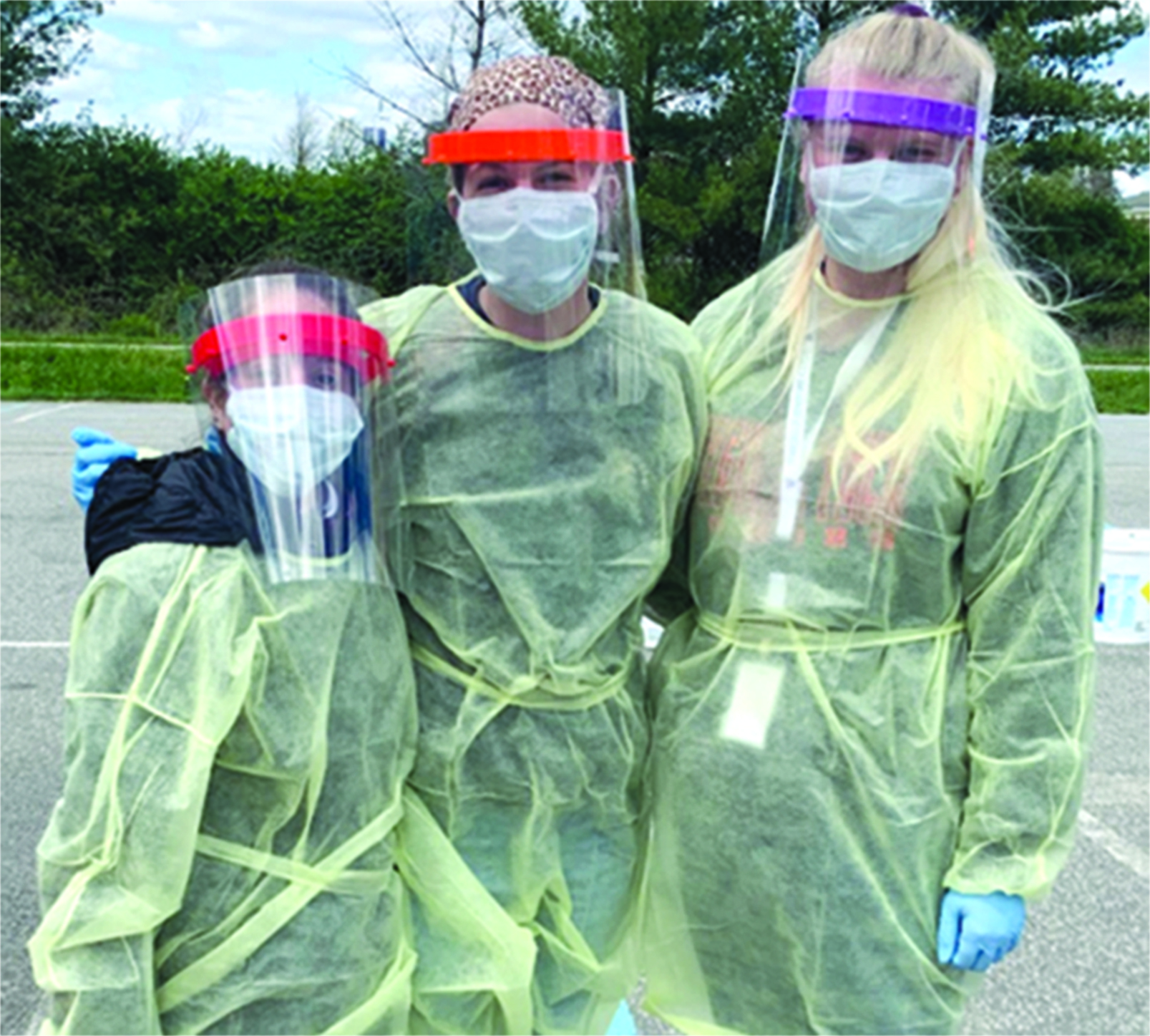 Jaclyn Abramson, Teace Markwalter, and Hannah Reed at a COVID-19 testing site