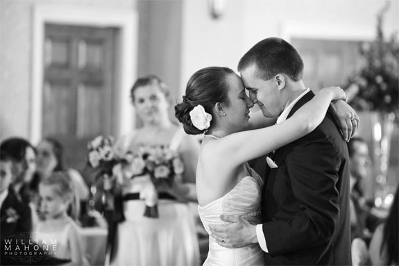 William T. Satterwhite Jr. (MUS '10, EDCI '11) and Julie A. Terrell (STAT '11), Roanoke, Va., married 6/30/12. William Mahone Photography