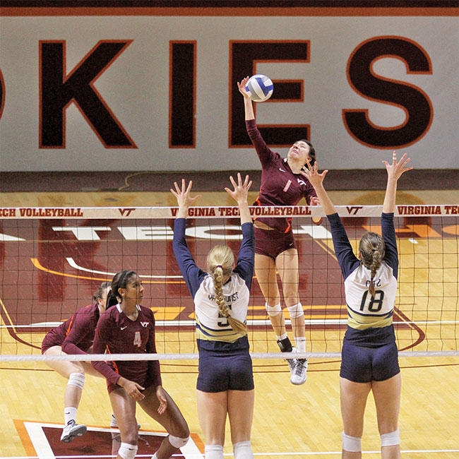 Virginia Tech volleyball's Lindsey Owens '16